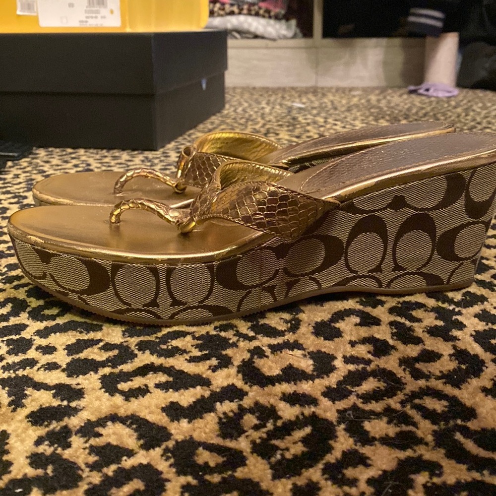 Coach guc 9.5 platform sandals